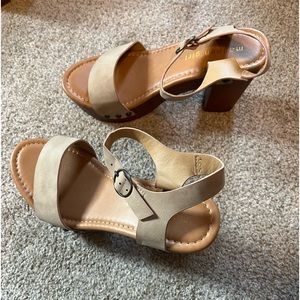 Brand new Madden Girl sandals